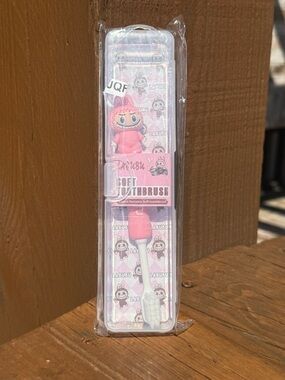 NIP Kids Soft Toothbrush Lafufu Pink Travel